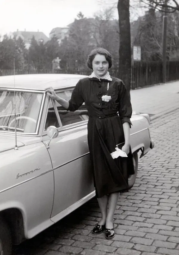 vintage photos teenage girls fashion 1950s