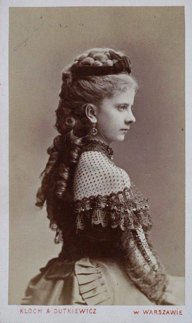 victorian women hairstyles photos