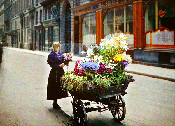 history oldest color photos