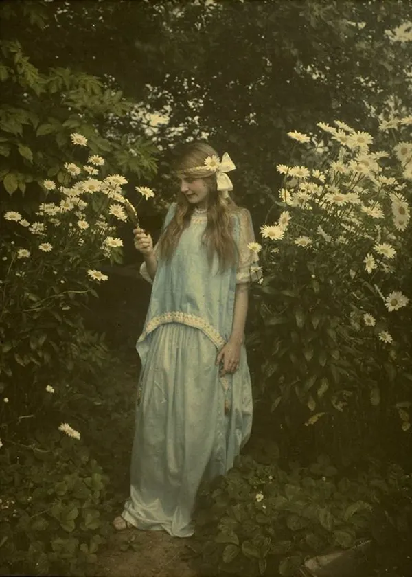 history oldest color photos