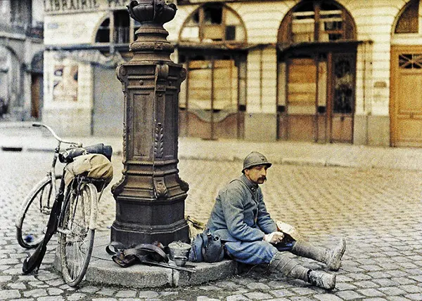 history oldest color photos