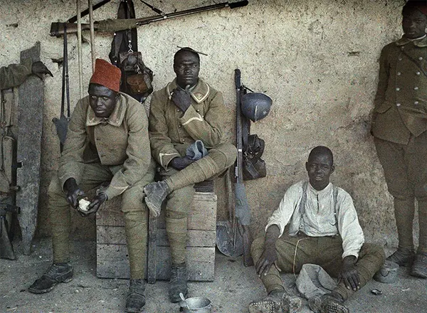 history oldest color photos