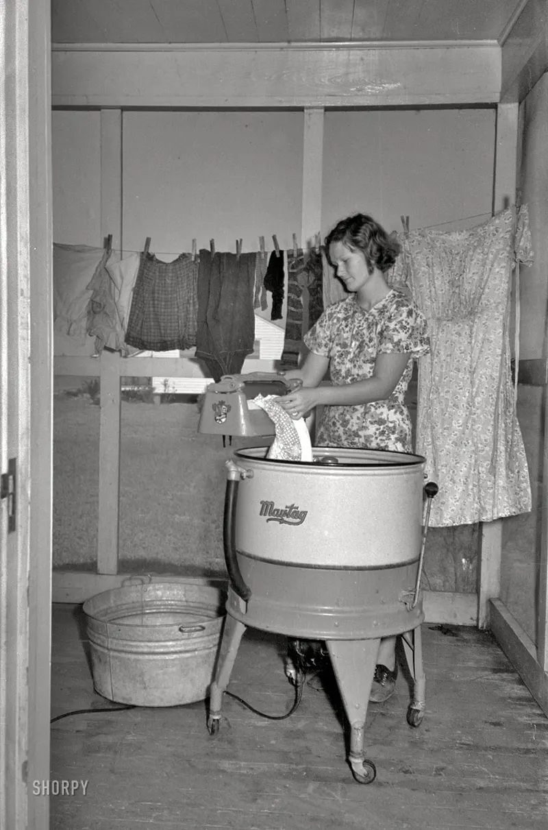 vintage photos washing machine laundry