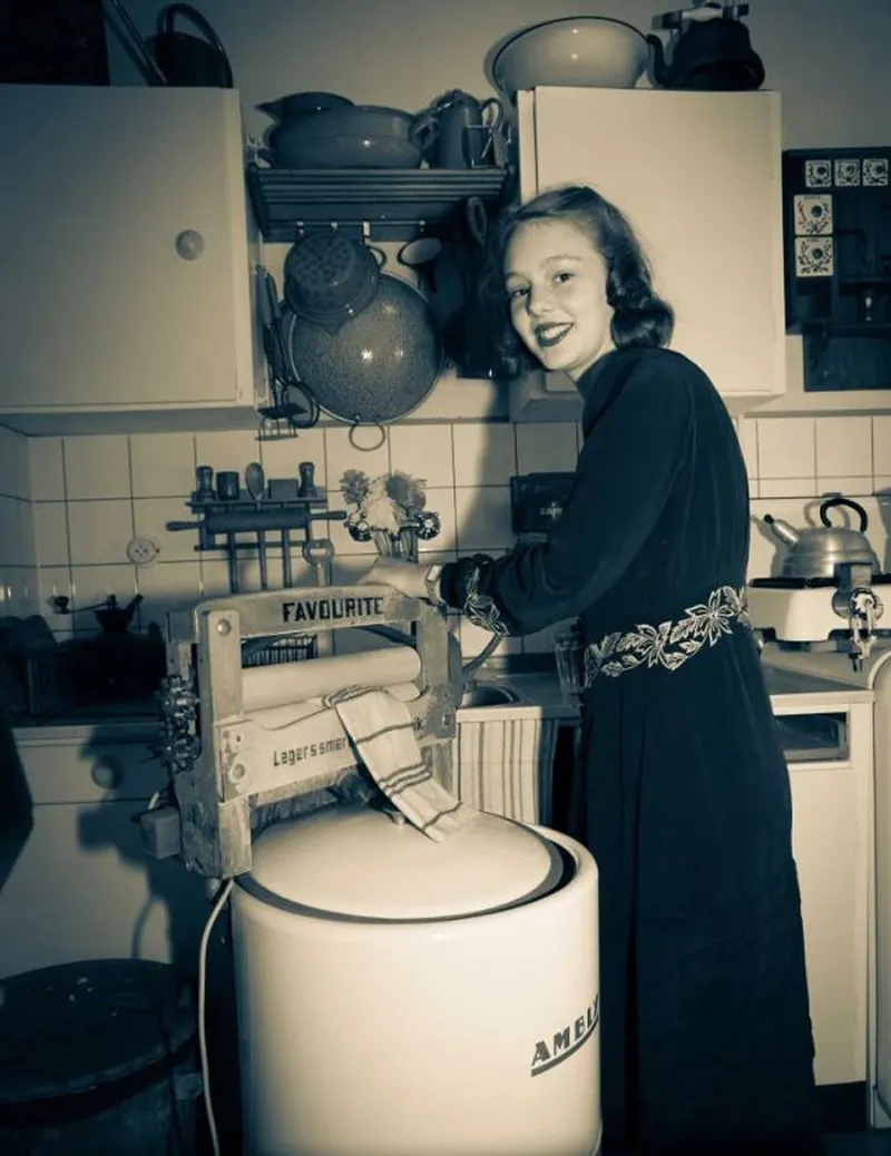 vintage photos washing machine laundry