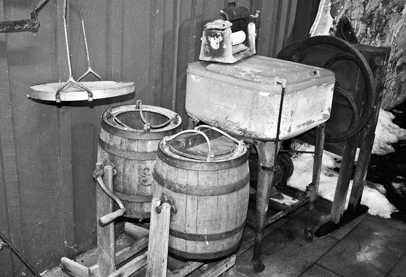 vintage photos washing machine laundry