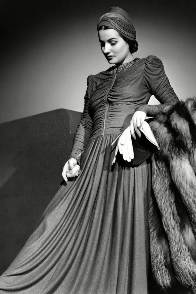 Fashion and Style Vintage photos from 1940s