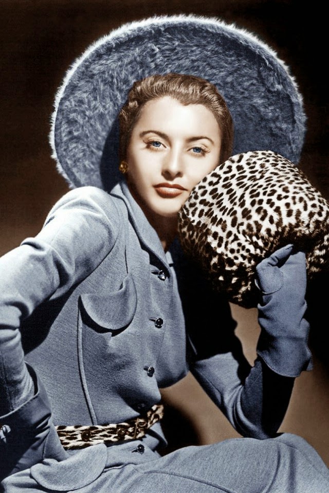 Fashion and Style Vintage photos from 1940s