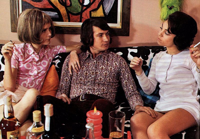 Girls Mini Skirts Old Photos