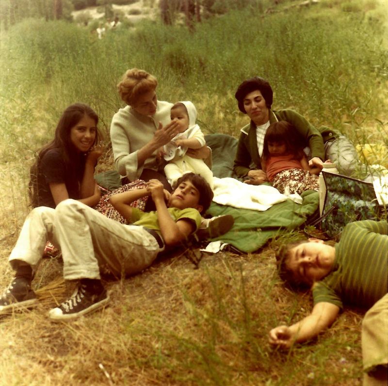 Picnic People Old Photos 