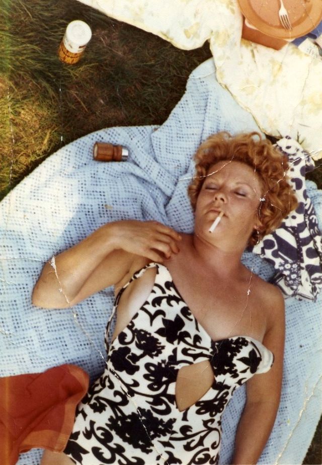 Picnic People Old Photos 