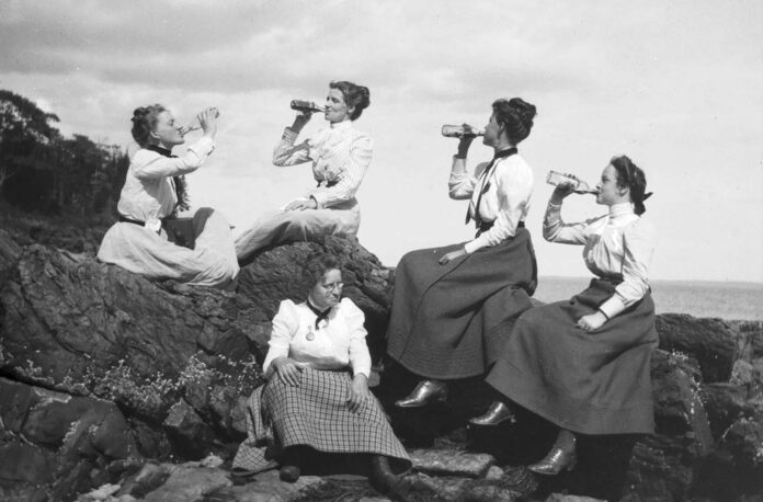 Nostalgic Snapshots of People Enjoying Picnics During the Early and Nostalgic Snapshots of People Enjoying Picnics During the Early and Mid-20th Century