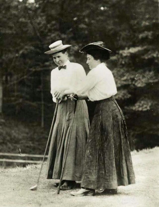 Vintage Photos of People Playing Golf
