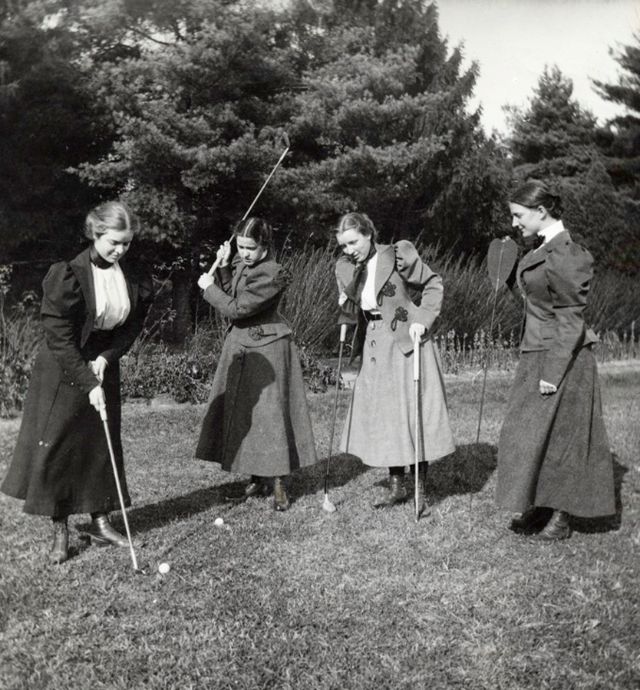 Vintage Photos of People Playing Golf