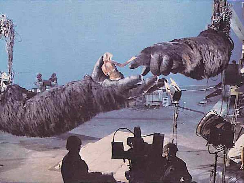 Behind the Scenes Photos on the Sets of Famous Films