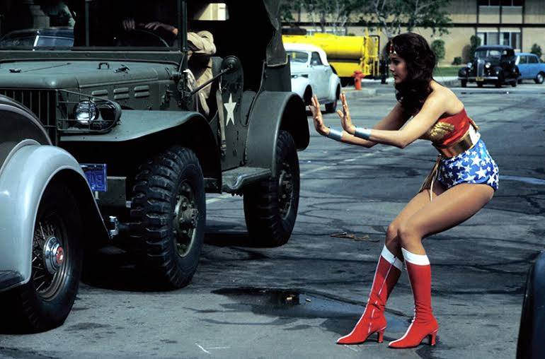 Young Lynda Carter Old Photos