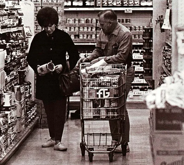 Vintage Supermarkets and Old-Fashioned Grocery Stores from the 1960s