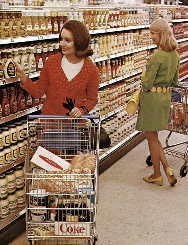Vintage Supermarkets and Old-Fashioned Grocery Stores from the 1960s