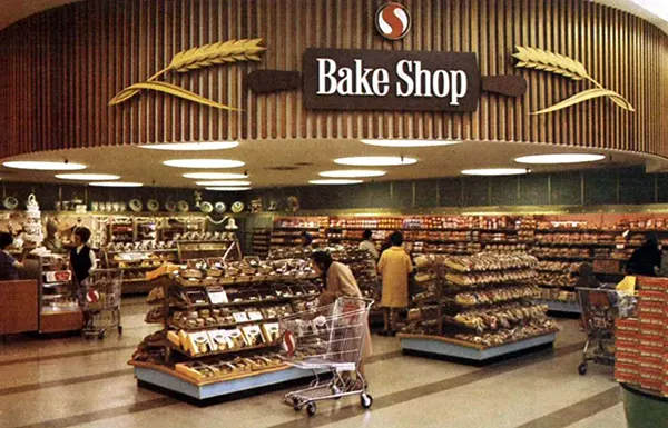 Vintage Supermarkets and Old-Fashioned Grocery Stores from the 1960s