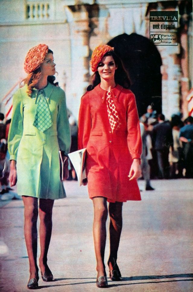 Rah-rah Skirt fashion of 1980s