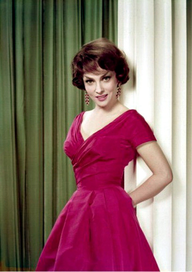 Young Gina Lollobrigida Photos