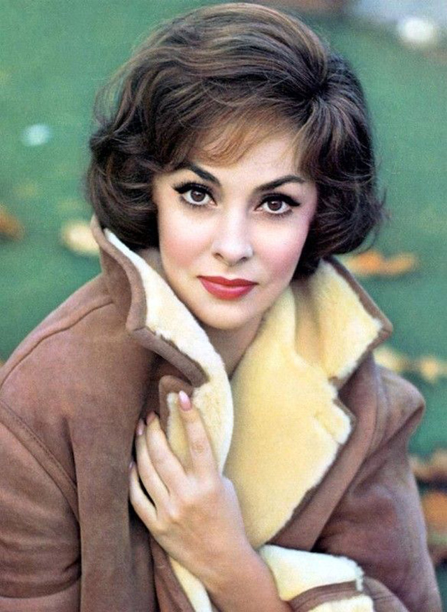 Young Gina Lollobrigida Photos