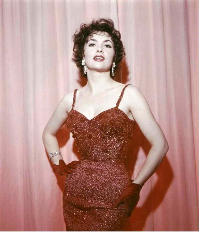Young Gina Lollobrigida Photos
