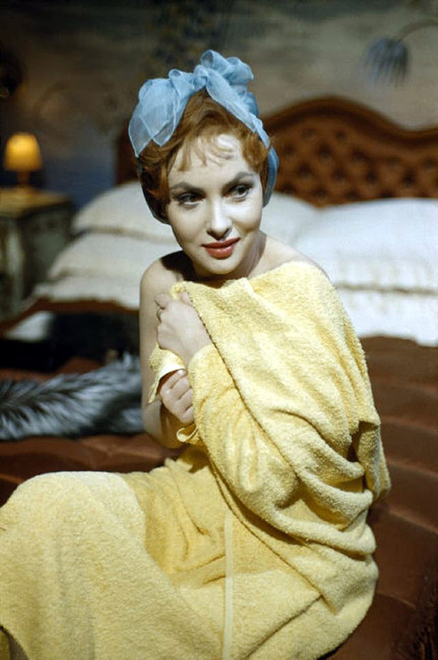 Young Gina Lollobrigida Photos