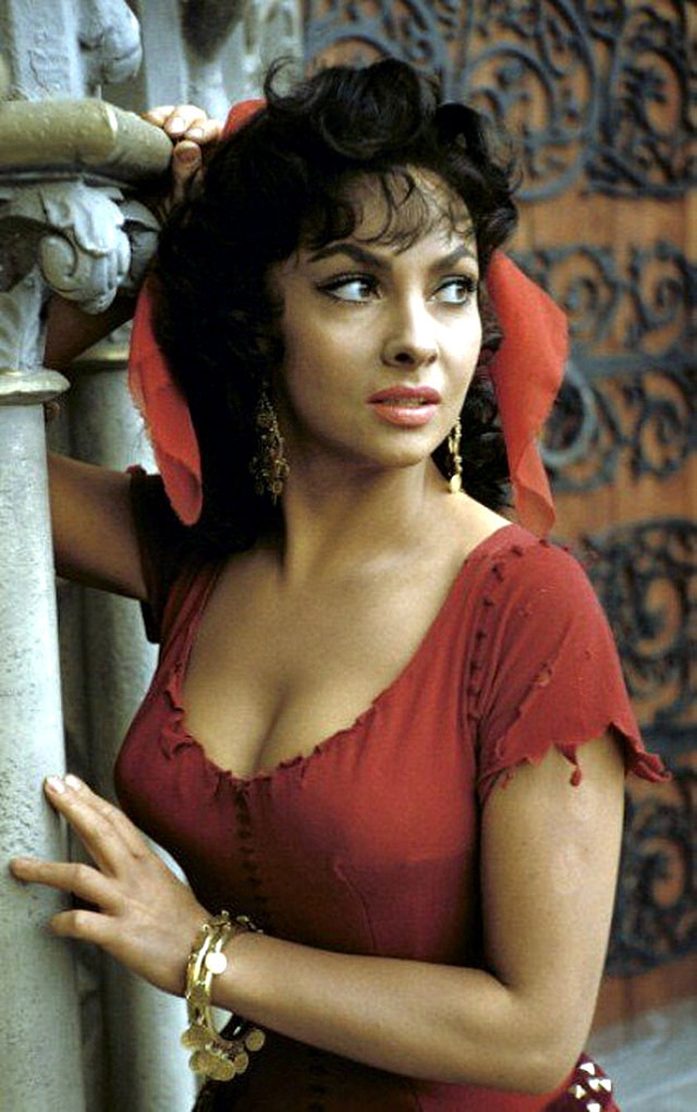 Young Gina Lollobrigida Photos