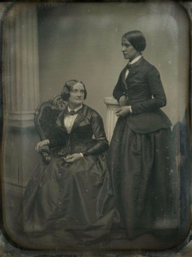 Vintage Photos of LGBT Couples