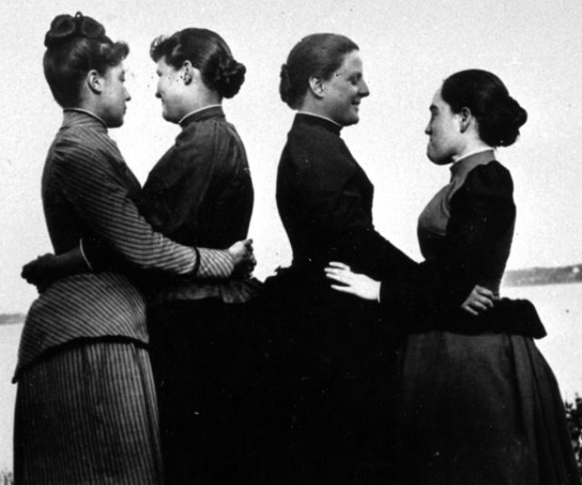 Vintage Photos of LGBT Couples