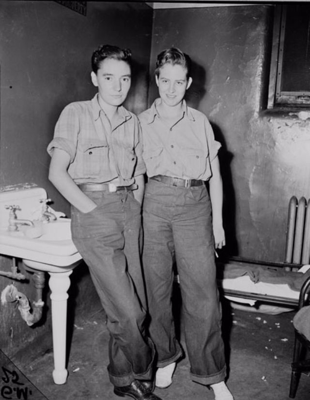 Vintage Photos of LGBT Couples