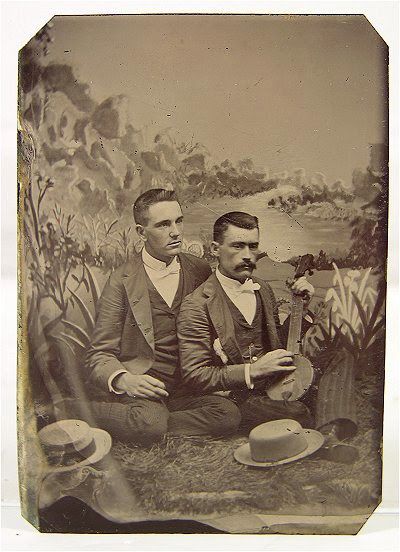 Vintage Photos of LGBT Couples