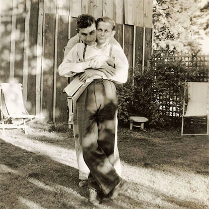 Vintage Photos of LGBT Couples