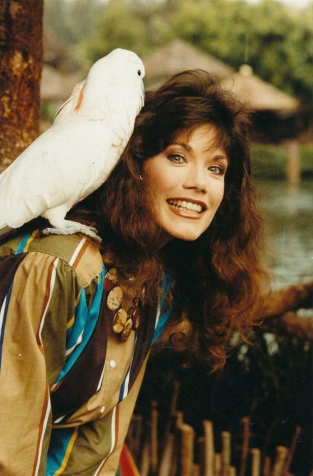 Young Barbi Benton