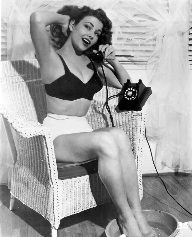 Mara Corday Beautiful Photos