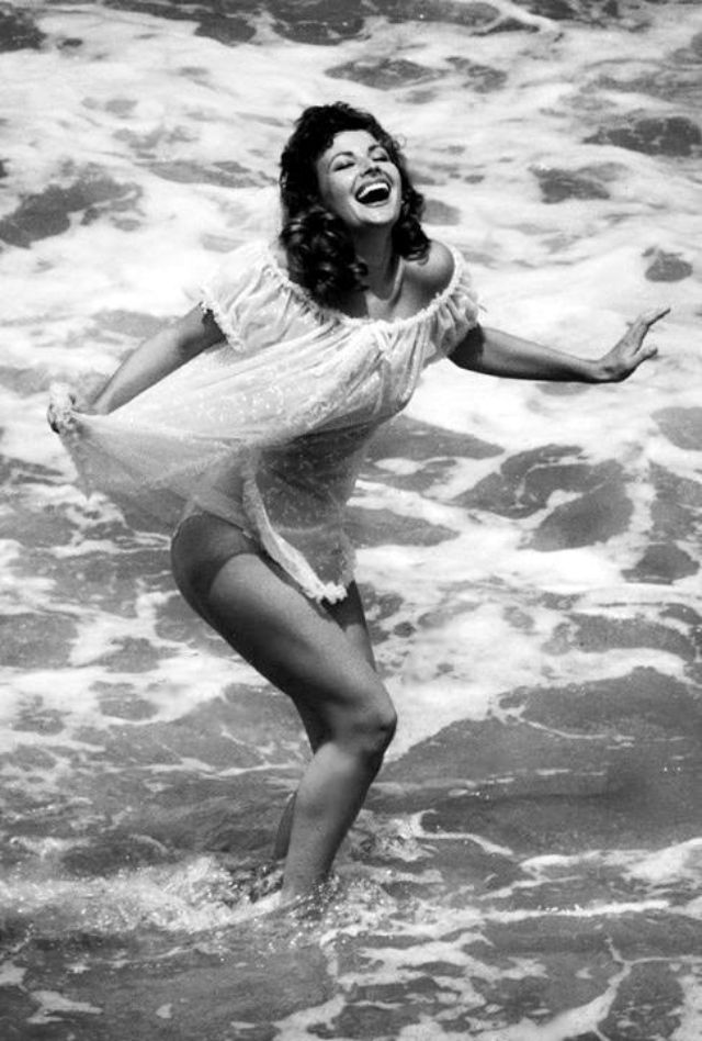 Mara Corday Beautiful Photos
