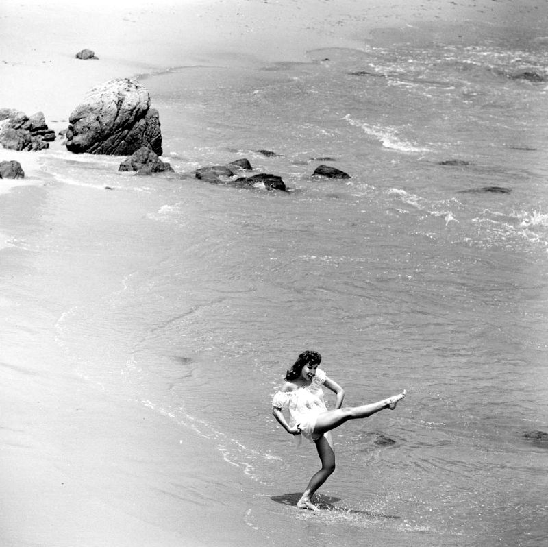 Mara Corday Beautiful Photos