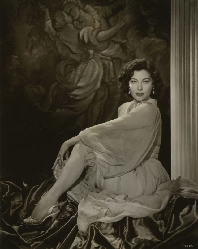 Ava Gardner Old Photos