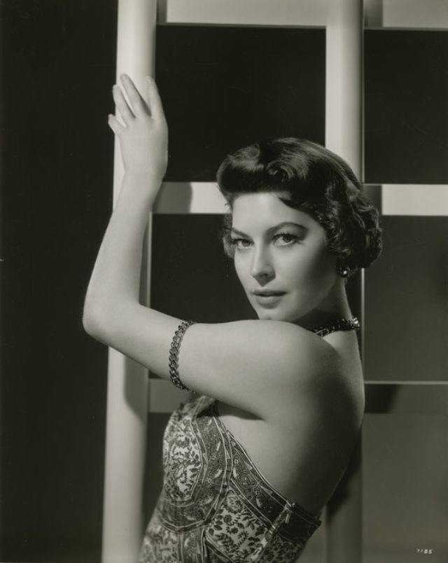 Ava Gardner Old Photos