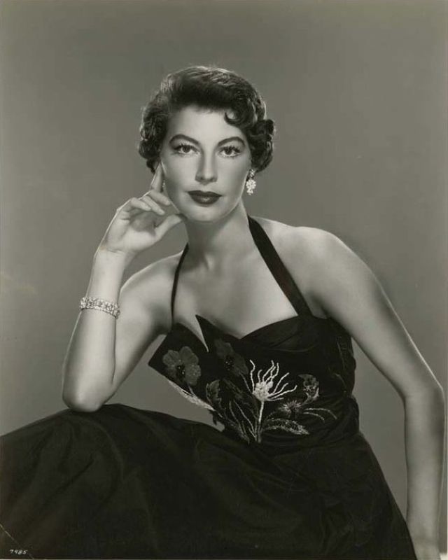 Ava Gardner Old Photos