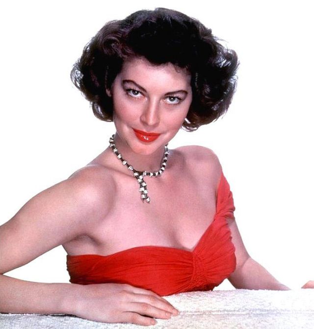 Ava Gardner Old Photos