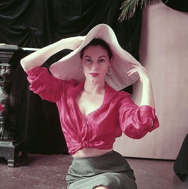 Ava Gardner Old Photos