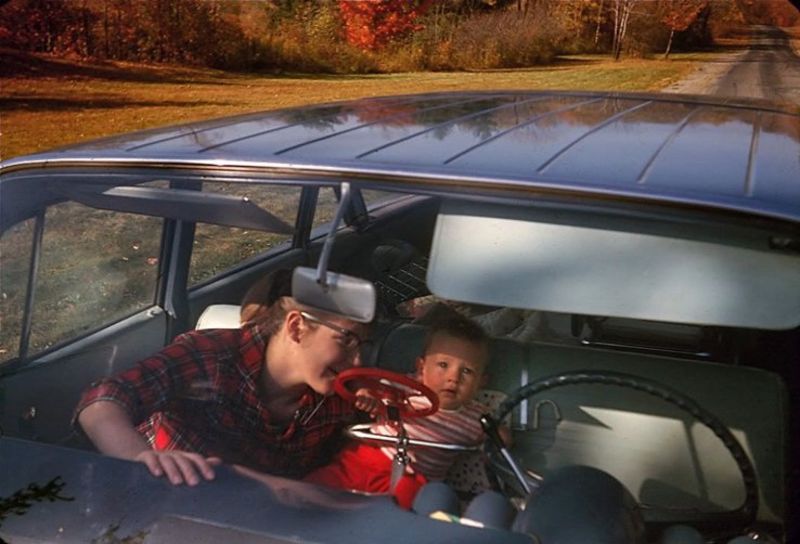 Odd and Unsafe Vintage Baby Car Seats From the Past