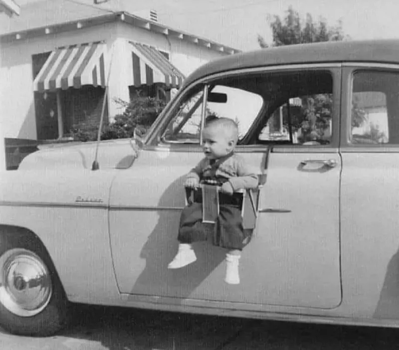 Odd and Unsafe Vintage Baby Car Seats From the Past