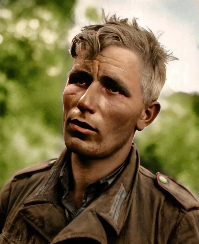 Stunning Restored and Colorized Historical Images