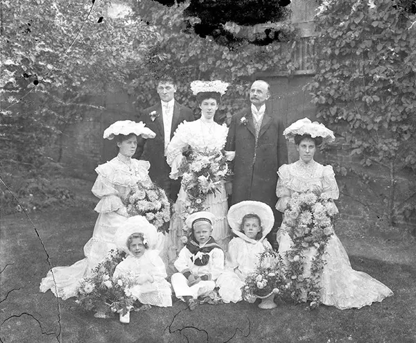 Weddings old photos early 20th century