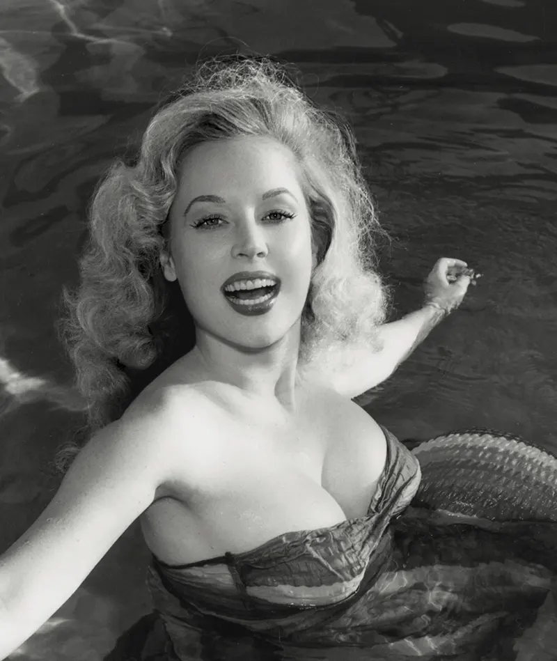 Betty Brosmer Vintage Photos