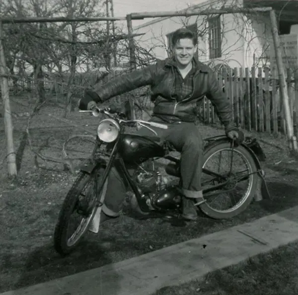 Greasers of the 1950s Vintage Photos