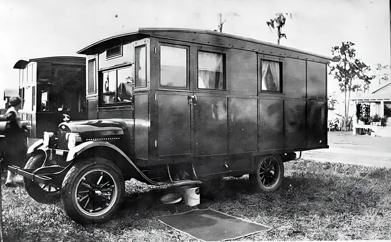 Vintage Wooden Homes on Wheels