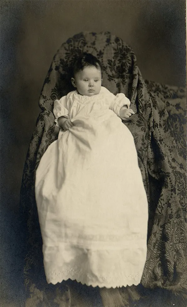 hidden mother photos